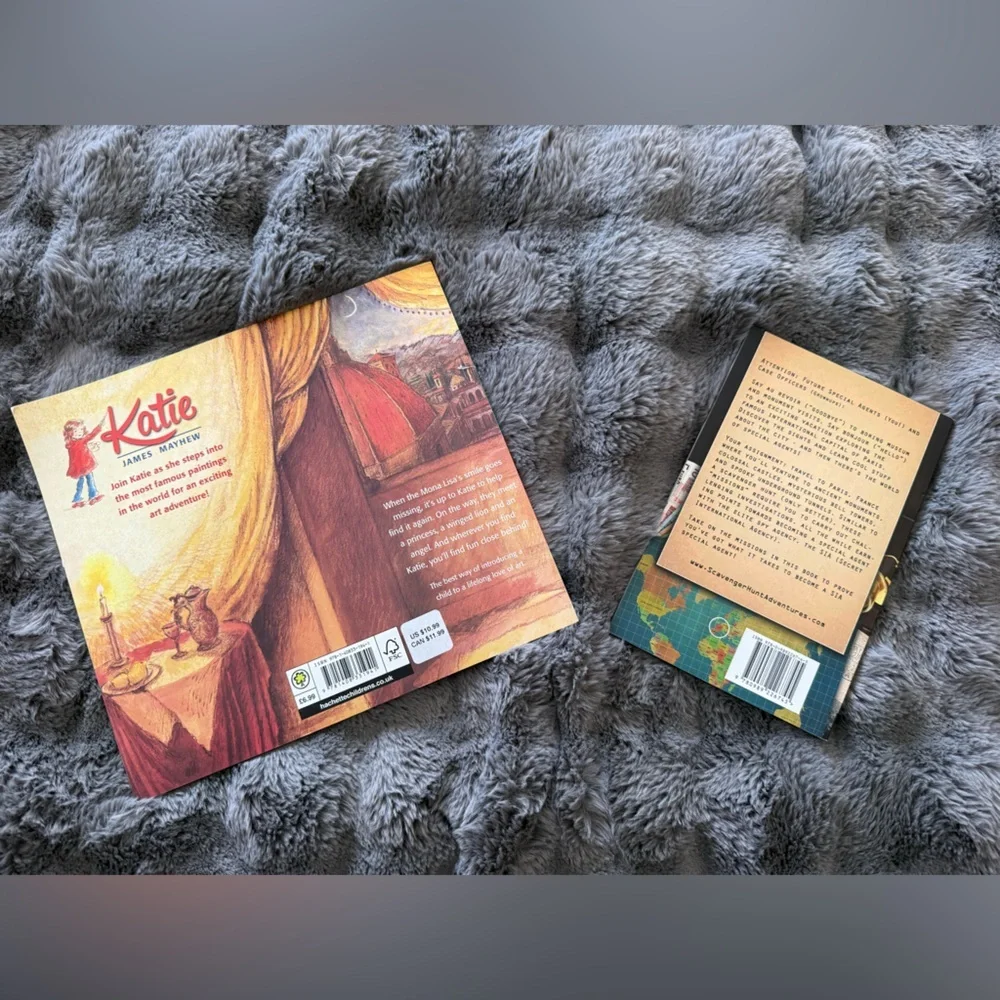 Bundle of 2 Paris books for little kids visiting France for the first time